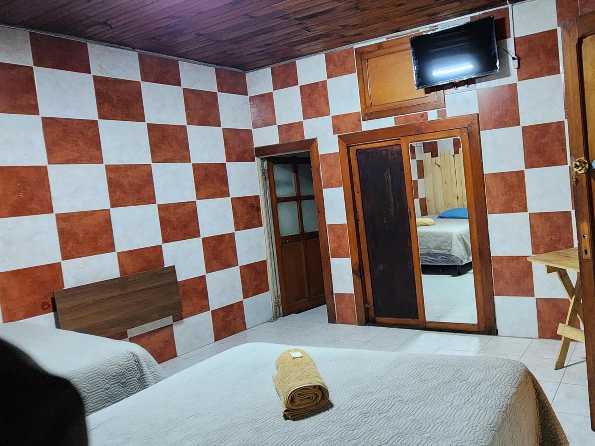 Hostal Choja Quetzaltenango Habitación foto